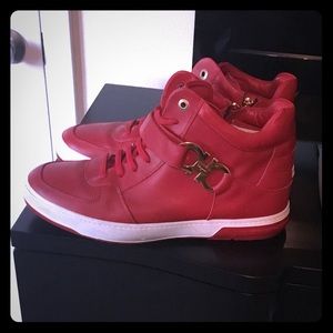 Men’s Salvatore Ferragamo sneakers. Size 10